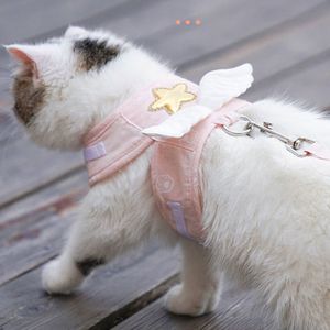 Colliers de chien Laisses 1 ensemble chien chat harnais laisse ensemble accessoires pour animaux de compagnie Kawaii ange aile gilet harnais pour chiens chats personnalisé chaton chiot fournitures 230904