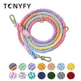 Colliers pour chiens Laisses 250cm Laisse Corde de coton tressée à la main Forte Lourde Multicolore Pet Promenades Formation pour Petits Moyens Grands Chiens Z0609