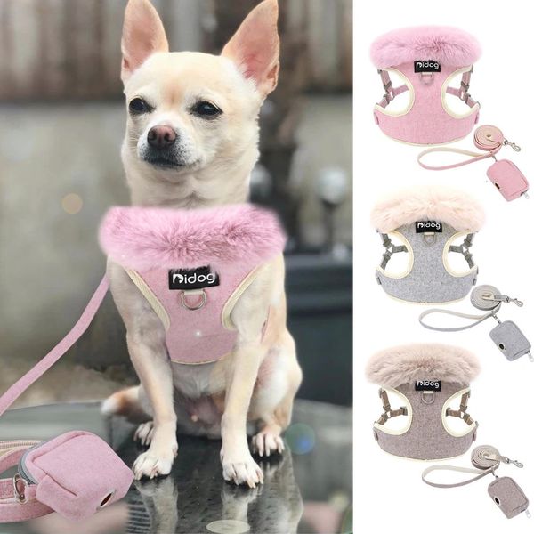 Dog Collars Leashes 3 pièces/lot chaud chien harnais laisse merde sac ensemble maille chiens chat gilet harnais avec collier de fourrure animal de compagnie plomb ceinture Snack clé sac poubelle rose 231009