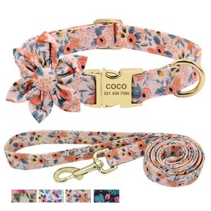 Colliers pour chiens Laisses Collier de chien gravé personnalisé avec laisse Colliers d'identification de chien imprimés en nylon Ceinture de marche pour animaux de compagnie pour petits, moyens et grands chiens Fleur Accessoire 230719