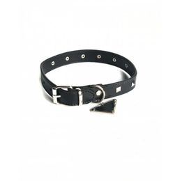 Collares para perros Correas Conjunto de collar y correa de cuero de diseñador Patrón de control básico ajustable Arnés duradero con hebilla de metal Collares para mascotas Le K