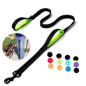 Colliers pour chiens Laisses Laisse pour chien Réglable Absorbant les chocs Extensible Bungee Coutures réfléchissantes Double poignée Mains libres Laisse de course Fournitures pour chiens 231005