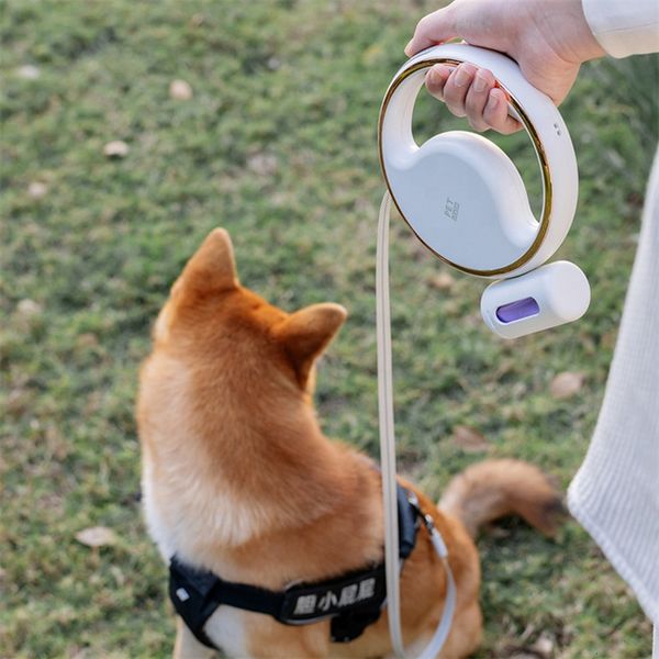Colliers de chien Laisses pour Xiaomi Anneau de roulette rétractable Led Lighting Flexible Pet Collar UFO Cat Lead Puppy Walking Tractor 230113
