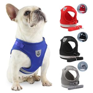 Collares para perros Correas Arnés para el pecho para mascotas Conjunto de chaleco y correa reflectantes Plomo pequeño para caminar al aire libre al por mayor