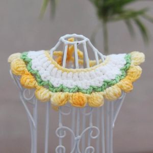 Halsbalsingen Leidingen Pet Collar Tulip Shape Hem Comfortabele Handgemaakte Wollen Garen Kat Crochet Sjaal Gebreide Ketting voor Puppy