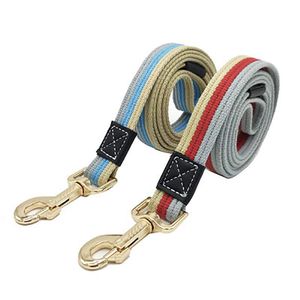 Collares para perros Correas Correa para mascotas para perros Gatos Caminar Tamaño seleccionado 1.5M 2.0M Entrenamiento de seguridad al aire libre Perro grueso alargado