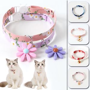 Colliers pour chiens petite marguerite filet rouge soleil fleur réglable animaux cloche collier chat chiens vermifuge collier animal chiot fournitures