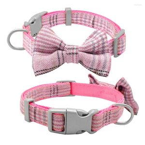 Colliers pour chiens collier et laisse en nylon réglable avec joli nœud papillon à carreaux pour petits chiens moyens accessoires pour animaux de compagnie rose bleu