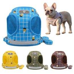 Hondenharnas en riemen set soft mesh doek comfortabele honden harnassen verstelbare maat kleine medium hondenvest met veiligheid in het oog springende reflecterende strips groothandel 65