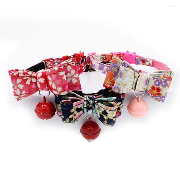 Colliers de chien pour animaux de compagnie Col de bowknot collier avec cloche chats collace décoration de fleur de fleur accessoires pour petits chiens moyens dropship