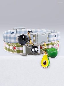 Colliers pour chiens collier de chat pour animaux de compagnie bonbons avocat pendentif Plaid cloche dessin animé collier réglable pour petits accessoires