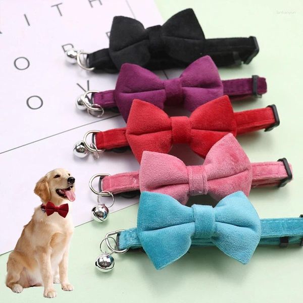 Collares de perros de gamuza de gamuza para mascotas accesorios de corbata de boda de terciopelo campana ajustable para perros medianos pequeños
