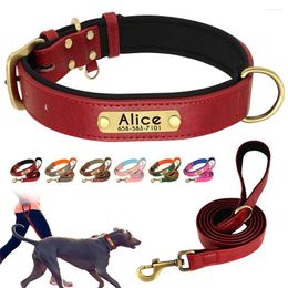 Collares para perros Juego de collar y correa de cuero de PU Perros lisos y duraderos suaves Plomo de 5 pies ajustable para Pug pequeño y mediano