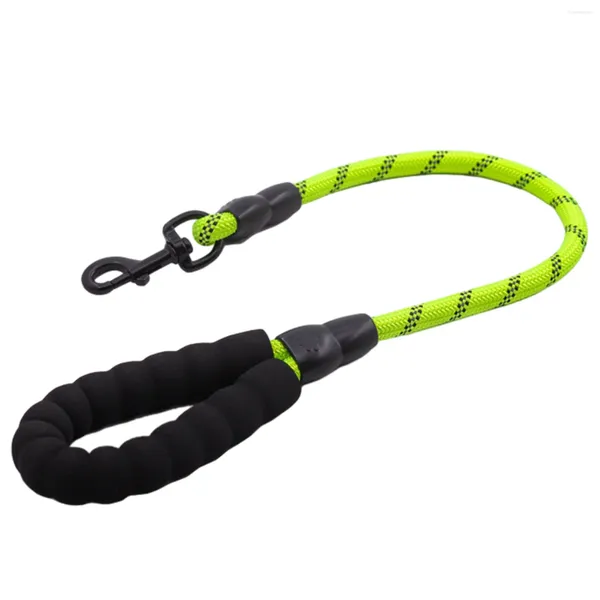 Collares para perros Mango acolchado corto Hilos reflectantes medianos y grandes Cómodo caminar al aire libre Correa duradera Fácil sujeción Entrenamiento con cuerda de nailon