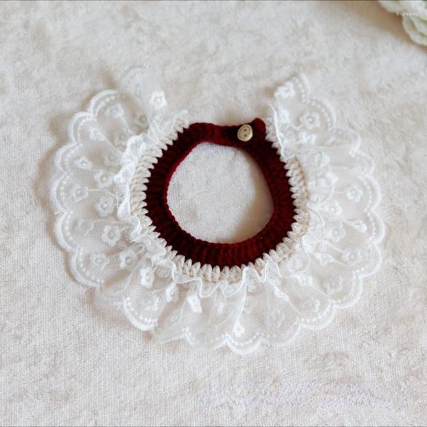 Colliers de chien doux cou pour animaux de compagnie doux Crochet collier de chat collier de laine réglable bavoir en dentelle mignon chiot Kitty tricot écharpe nœud papillon accessoires