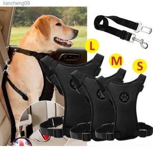 Harnais pour chien Laisse Entraînement en plein air Sac à collation pour chien Maille respirante avec sangles réglables Ceinture de sécurité pour siège automobile L230620