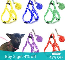 Hondenriem Chihuahua Harness Leash voor kleine hond Verstelbare Walking Puppy Accessoires Pet Dog Bone Printing Harness Leash Set