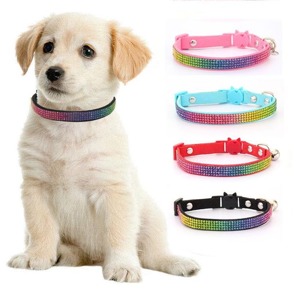 Correas para perros Nuevo diseñador Suministros para mascotas Correa Lujo Rhinestone Collar de campana Gamuza suave Cachorro Gato Collar al por mayor