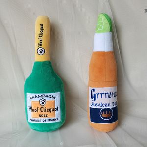 Juguetes de peluche para perros, juguete con forma de botella de vino y champán chirriante para mascotas, juguete para masticar con dientes limpios resistente a mordeduras para perros, juguete interactivo para mascotas