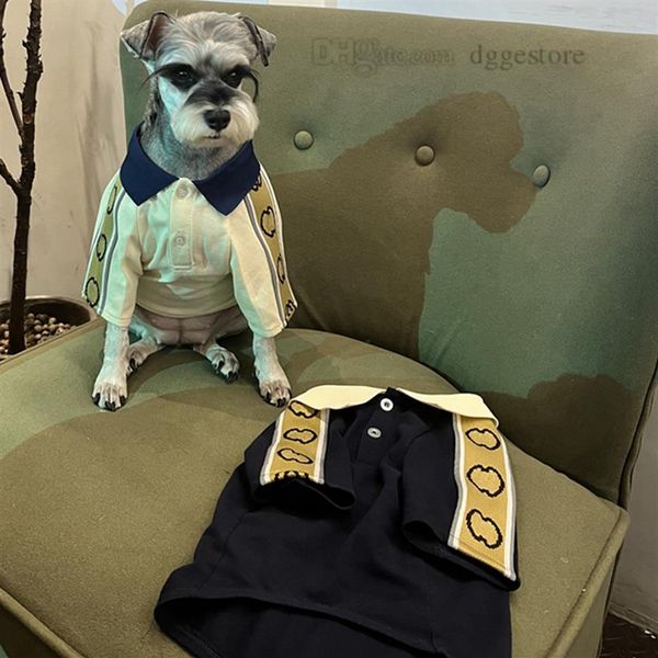 Polos pour chiens Vêtements pour animaux de compagnie Designer Vêtements pour chiens printemps-été pour chiens de taille moyenne et petite Chihuahua Yorkies Bulldog avec un bouton à deux boutons C208n