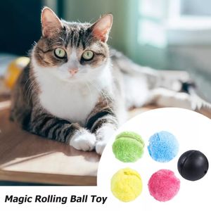 Jouets pour chiens à mâcher 5pcsset magique Roller Ball Activation automatique chat interactif drôle à mâcher en peluche roulant jouet pour animaux de compagnie 230307