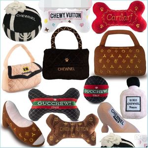 Juguetes para perros Masticables Diseños Juguetes para perros Colección Fashion Hound Unique Squeaky Parody Bolso de felpa por botella Zapatos de tacón alto Dhgn7