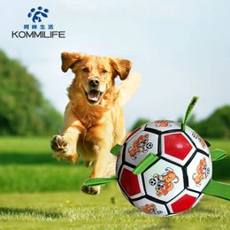 Juguetes para perros masticables KOMMILIFE juguete de fútbol interactivo para perros adiestramiento al aire libre fútbol juguetes para perros mordedura de perro juguete para masticar juguetes de pelota para perros medianos y grandes 231030