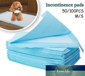 Traine des chiens Taft de pipi Super absorbant Diaper Pet Disposable Dermable Santé Clean Nappy Mat pour animaux Dairy Diaper Fournit 100 PCS4444283