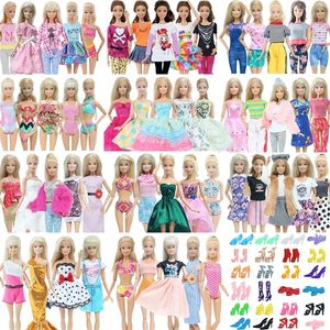 Accessoires de poupée 10 pièces ensemble tenues de mode vêtements quotidiens chaussures gilet décontracté chemise jupe pantalon robe vêtements de maison de poupée pour 230821