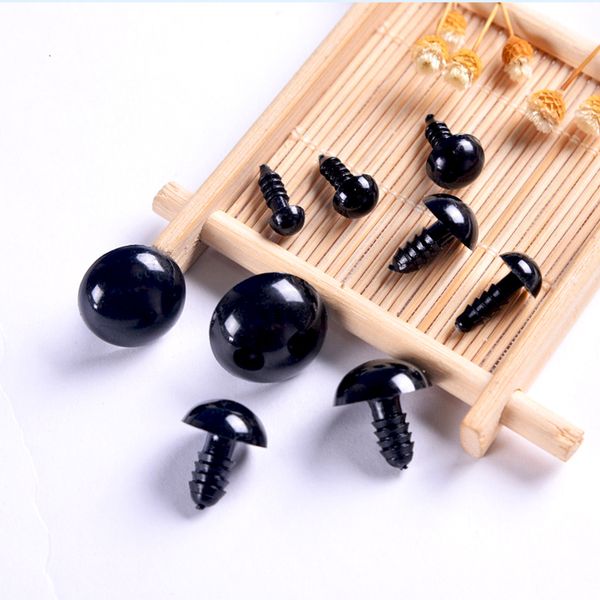 Accessoires de poupée 100pcs Yeux en plastique noir Sécurité 6mm 8mm Pour les jouets Ours en peluche Jouets en peluche Snap Animal Marionnette Poupées Craft Eye Amigurumi 230629