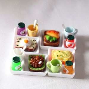 Doll Accessories 5 Pcs set house MIniature Toast Bread Jam Food Model Dinner Plate Cup Spoon For House Play Kitchen Accessoreis 221130