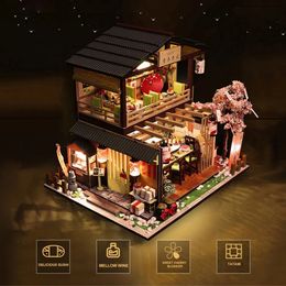 Poppenhuisaccessoires Japanse Sushi Bar Restaurant Houten doe-het-zelf-model Miniatuurgebouw 3D Houten poppenhuisspeelgoed Meubels Kinderspeelgoed Verjaardagscadeaus 231018