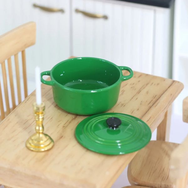 Poule de chaudière en pot de poupée poupée avec couvercle Kettle Kitchen Ustensile Cuisinier Ware for Doll House Decor Kids Pretend Play Toys