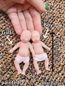Poupées 1 morceau de poupée de rebon de bébé en silicone solide de 3,15 pouces adaptée aux enfants Reborn Realista de Silicone Doll S2452202 S2452203