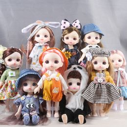 Poupées 16cm bjd poupée set complète 13 poupées domestiques mobiles robe de dessin animé bjd jouet souri face est robe maquille