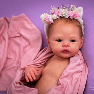 Muñecas de 17 pulgadas tamaño Premie Reborn Meadow Doll Kit con nombre en el cuello Tacto suave Realista Color fresco Bebé 43cm 230629