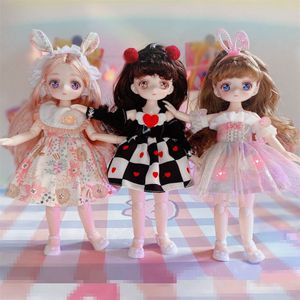 Dolls 23cm anime 17 BJD Cartoon Comic Face met kleding meisjes verjaardagscadeau 230202