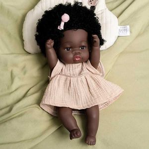 Poupées 35 cm American Reborn Baby Doll Black Vinyl Baby Baby Doll Lifetime Newborn Baby Doll Girl Gift Doll Toy 14 pouces Girl Toy S2452201 S2452201 S2452201