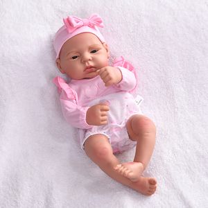 Dolls 45 cm Bebe Reborn Dolls Silicone Babi Doll Girls Lifelike Full Body Silicone Cute Kawaii Reborn Toys Christmas Gifts Children Toy 230210