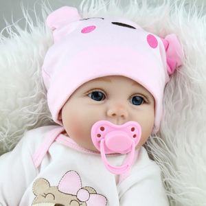 Muñecas 55 cm Realista Reborn Doll Hecho a mano Silicona suave Bebé Cuerpo completo Chica con chupete 231031