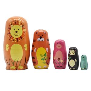 Muñecas 5 piezas Set Pintura hecha a mano Artesanía Muñeco de nieve Papá Noel Pintura de animales de madera Muñeca de anidación Matryoshka Juguete ruso Decoración del hogar Dr Dh0Zb