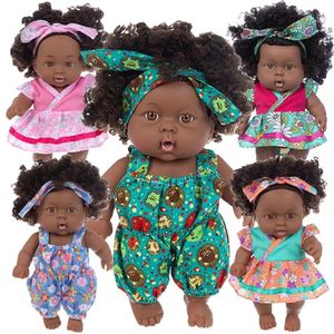 Poupées 8 pouces africain noir bébé poupée réaliste mignon réaliste jouer avec des vêtements pour enfants cadeau d'anniversaire parfait 231130