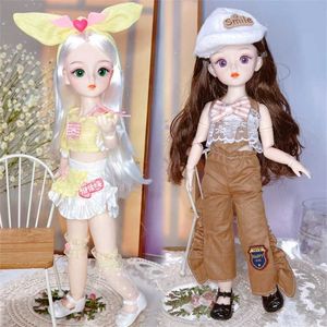 Poppen BJD -pop en kleding met meerdere beweegbare gewrichten 30 cm 1/6 3D gesimuleerd oogscharnier DIY -jurk voor Doll Girls Birthday Gift Toy S2452202 S2452203