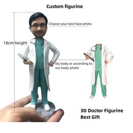 Poppen aangepaste dokter Figurine handgemaakt 18 cm hoogte voor verjaardag zegen Ramadan cadeau 230822