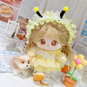 Poupées poupées 20cm mignon bonne fille coton en peluche poupée kawaii robe à paillettes jaunes idol accessoires accessoires de pavé