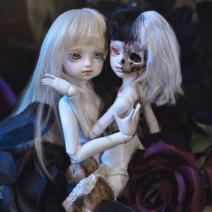 Poppen Evelyn omkeerbare bjd hars 1 lichaam 2 Europese hofstijl Human Face Dark Wind Skull Siquined Flip Art Toy 230427