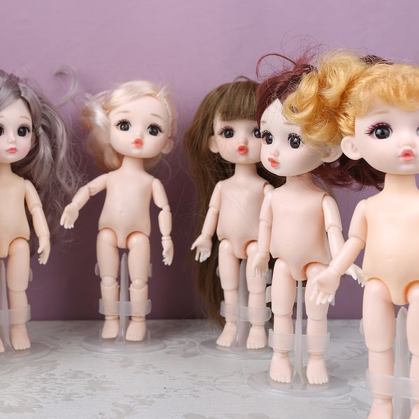 Muñecas Mini niña cara bonita 16cm Bjd 112 Pelo corto de niño Cerdo dormido Vestido de cuerpo desnudo Moda para niñas Regalo Juguetes DIY 230427