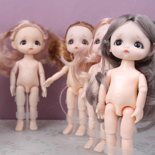 Muñecas Mini niña cara triste 16cm Bjd 112 pelo corto de niño cerdo dormido vestido de cuerpo desnudo moda para niñas regalo DIY Juguetes 230607