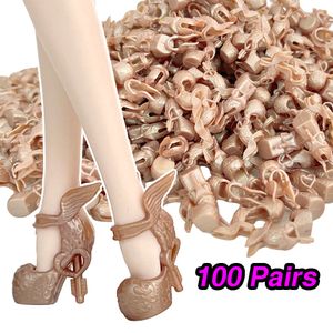 Poupées NK Officiel 100 Paires Chaussures Mode Sandales Avec Style D'aile Pour Barbie Poupée Jouet Talon Haut Pour 16 Poupée Chaussures DIY Accessoires 230804