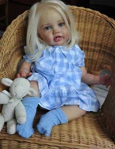 Dolls NPK 24 inch Gigant Baby Rebirth Lottie Princess Girl Real Doll onvolledig poppendeel inclusief kleding Body and Eyes S2452203